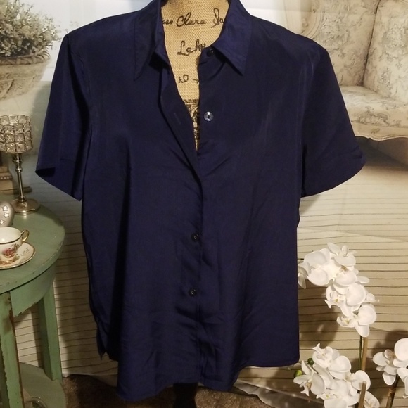 Susan Graver Tops - NWT..Susan Graver Blue Button Down Blouse Size 1X
